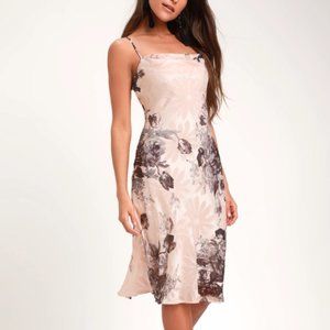 Lulus + Astr Blush floral print midi slip dress
